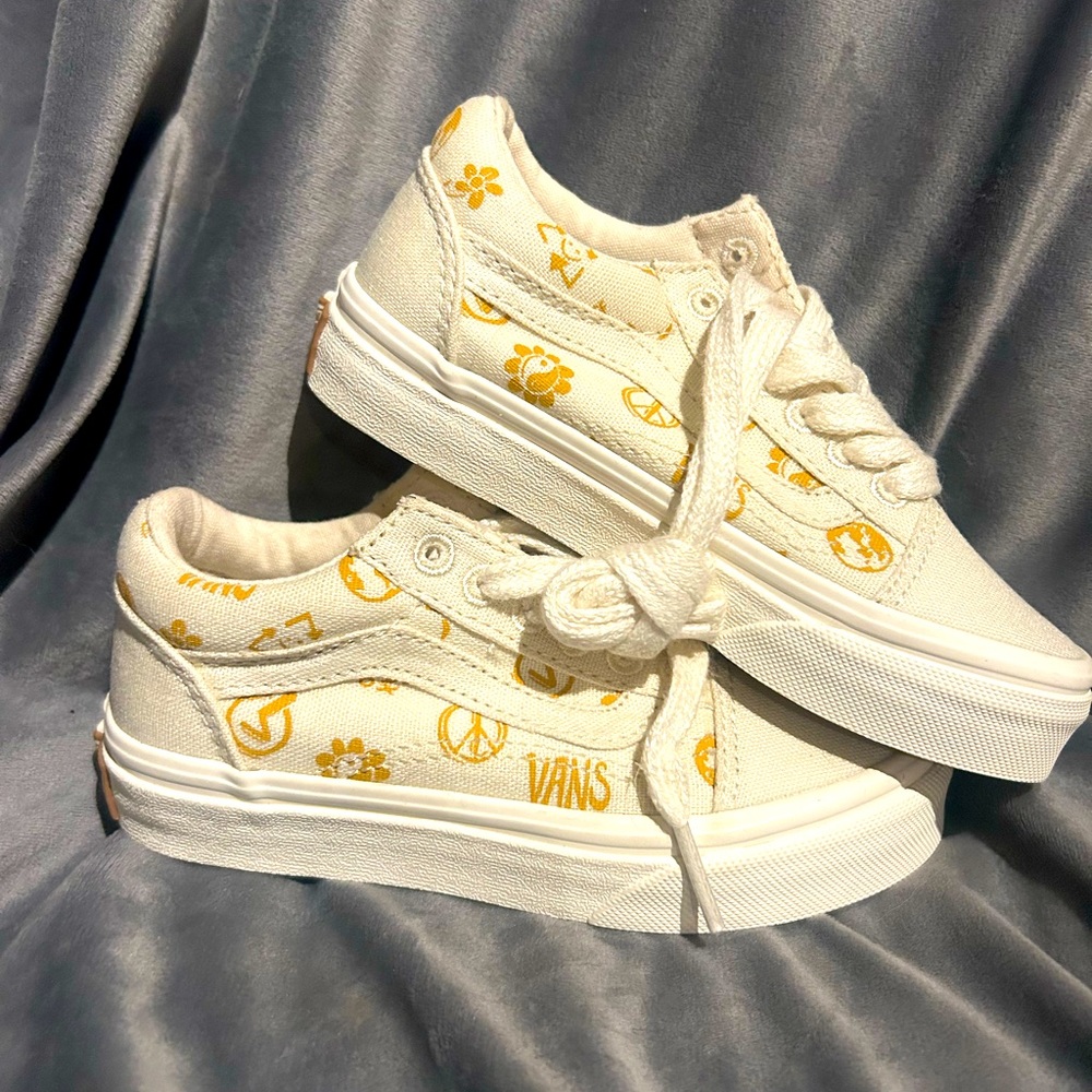 Girls Canvas Vans 11.0 Peace Flowers recycled cotton and hemp